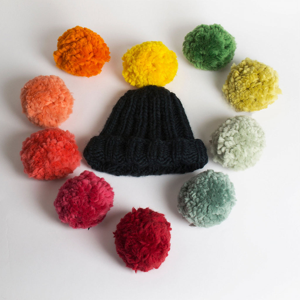 Mrs Moon Pom-Poms