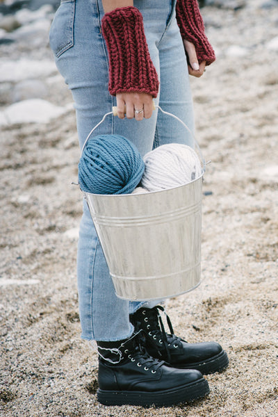 Razorbill Ribbed Fingerless Mitts - The Knitter's Yarn