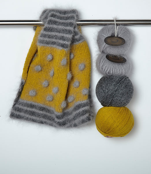 Stripe & Bobble Cowl Kit - The Knitter's Yarn